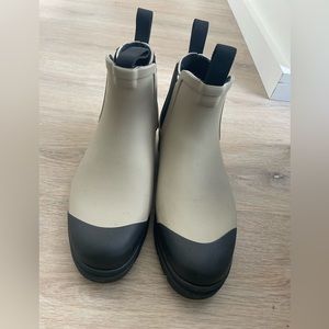 Everlane Rain Boots